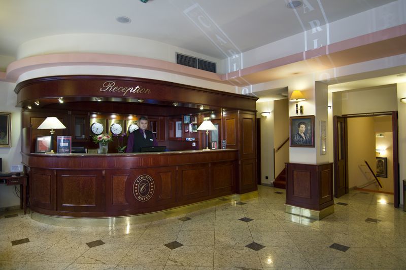 Carlton Hotel Praha Bagian luar foto